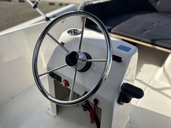 Seafinder 435 met Yamaha 15 pk 4 takt en trailer - Afbeelding 7