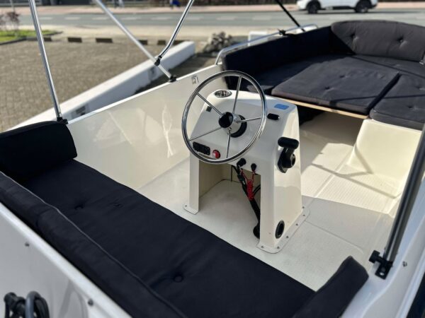 Seafinder 435 met Yamaha 15 pk 4 takt en trailer - Afbeelding 9