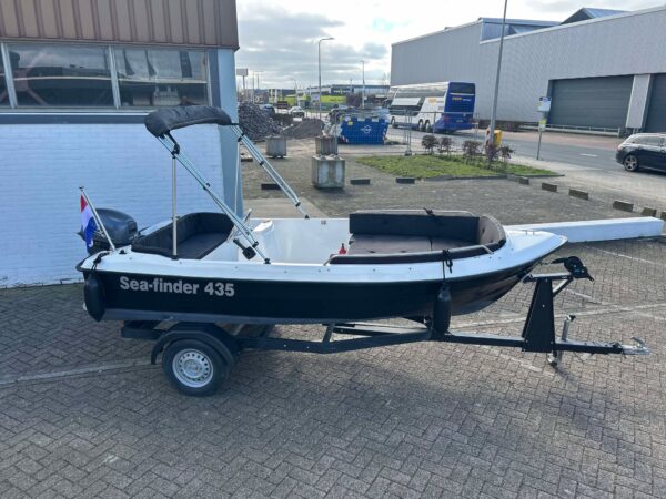 Seafinder 435 met Yamaha 15 pk 4 takt en trailer - Afbeelding 12