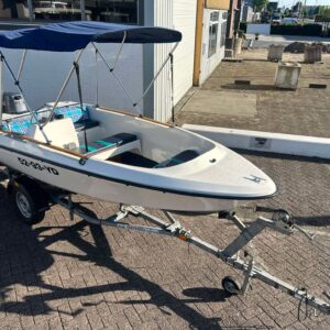 Topcraft console boot met Yamaha 25 pk en trailer