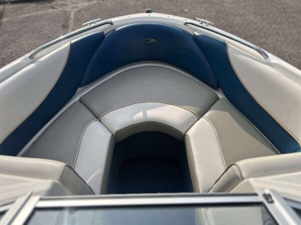 Maxum 1900 SR met 200 pk V6 Mercruiser en trailer - Afbeelding 11