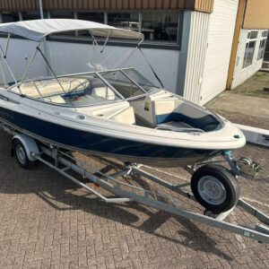 Maxum 1900 SR met 200 pk V6 Mercruiser en trailer